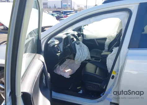 2017 Toyota Rav4 Limited z USA, uszkodzony, nr VIN 2T3YFREV8HW321222